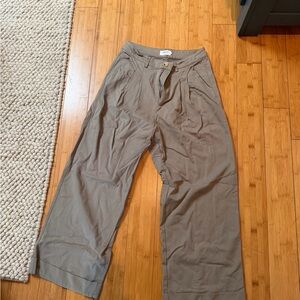 Women’s Tan Pants